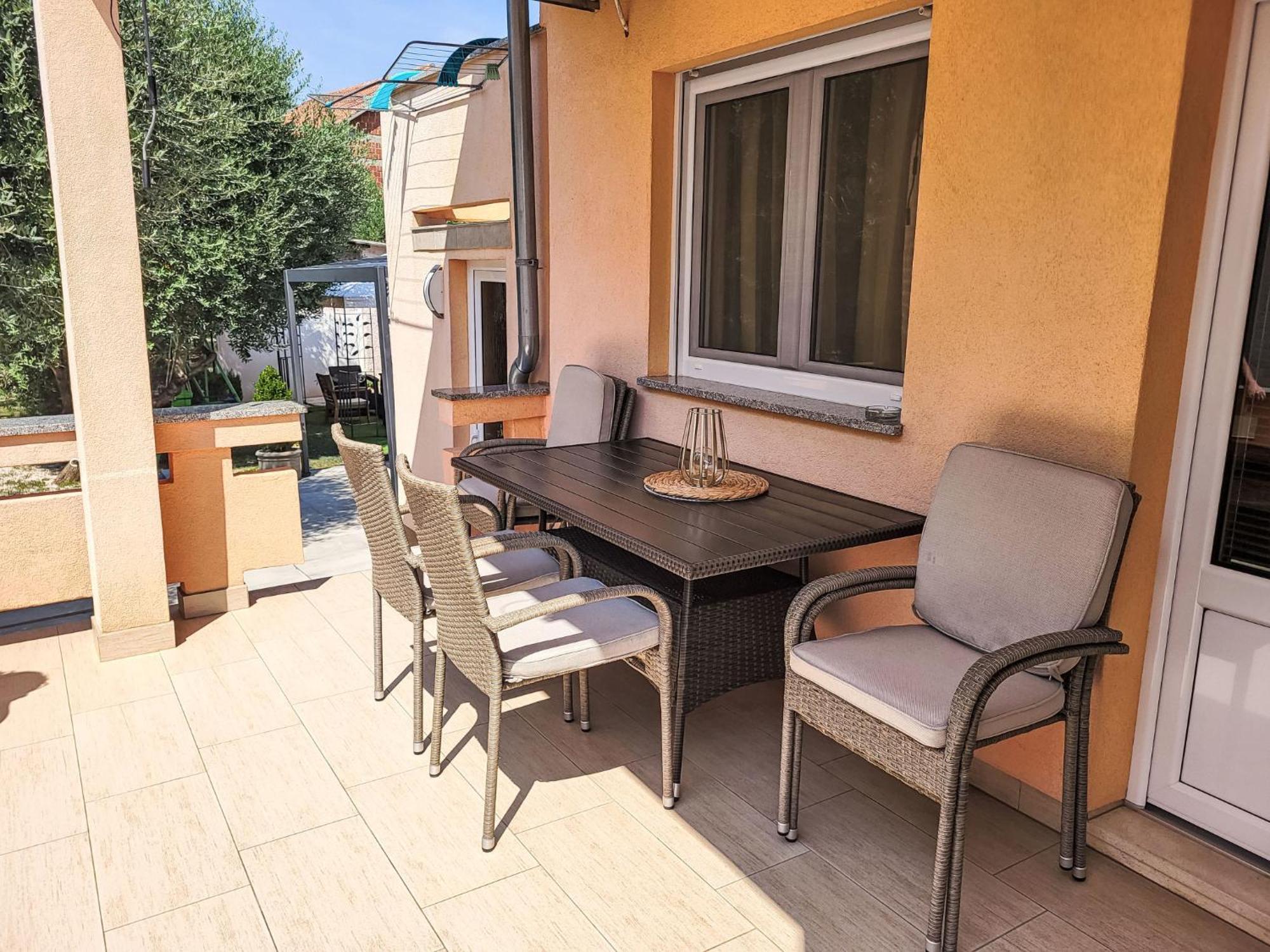 Holiday Home Ive By Interhome Petrcane Eksteriør bilde
