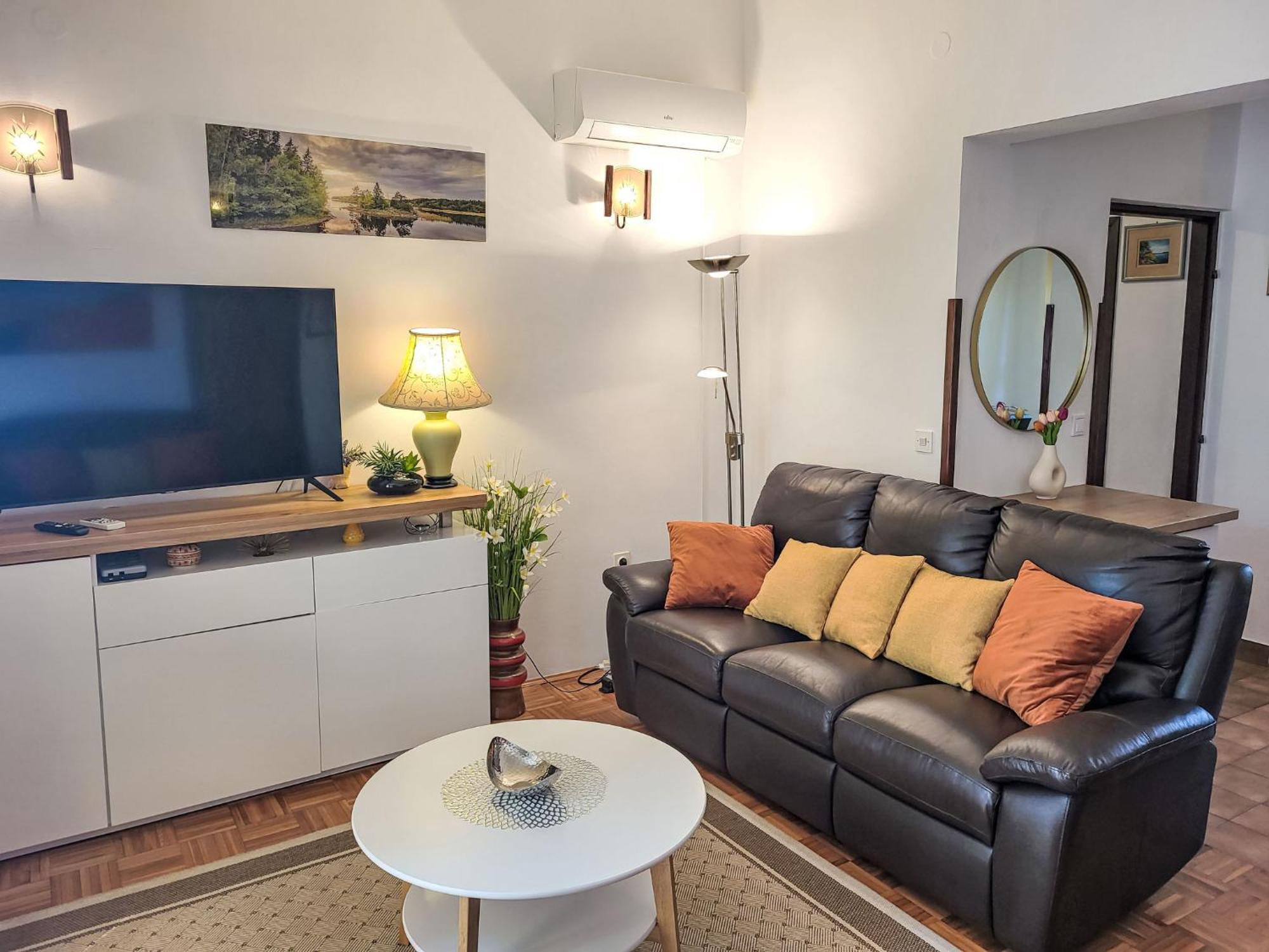 Holiday Home Ive By Interhome Petrcane Eksteriør bilde